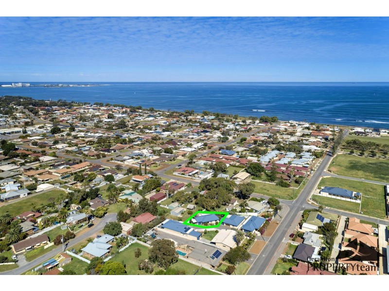 3/38 Crowtherton Street, Bluff Point WA 6530