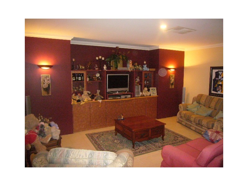 15 Basile Court, Wandina WA 6530