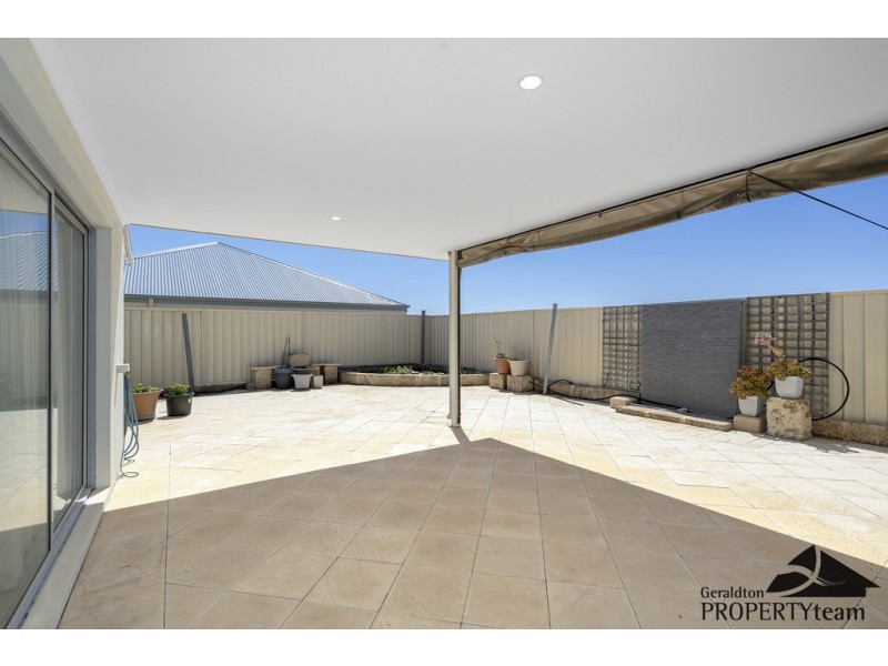 14 Yolanda Edge, Wandina WA 6530