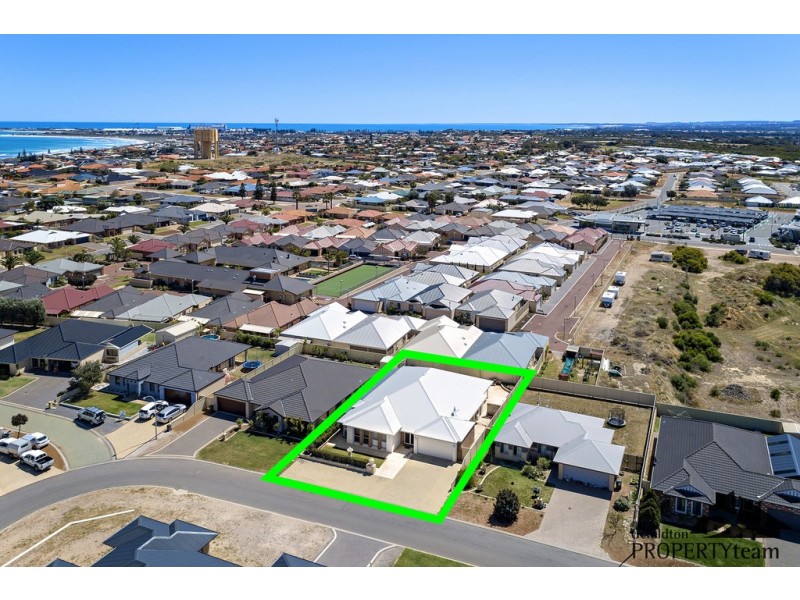 14 Yolanda Edge, Wandina WA 6530