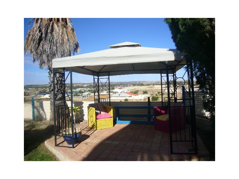 70 Hillview Drive, Drummond Cove WA 6532