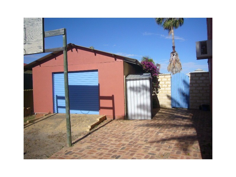 70 Hillview Drive, Drummond Cove WA 6532