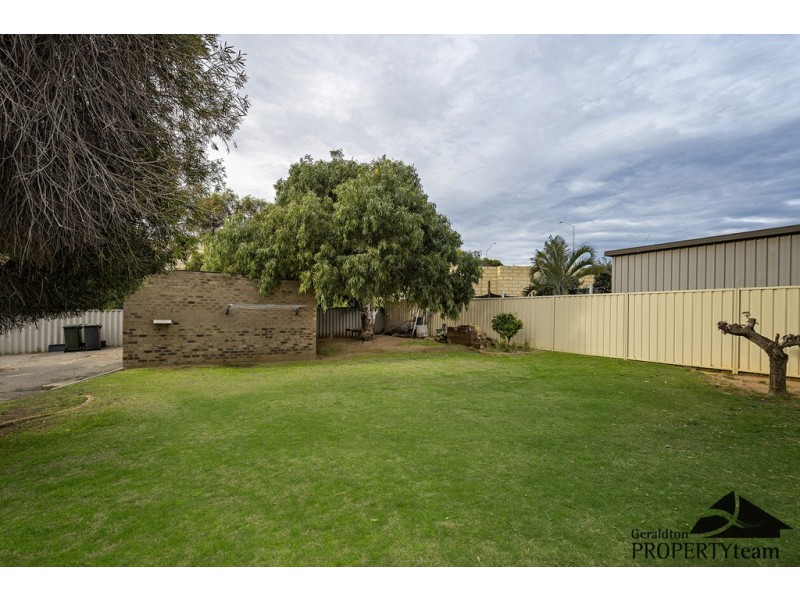 4 Glass Crescent, Mahomets Flats WA 6530