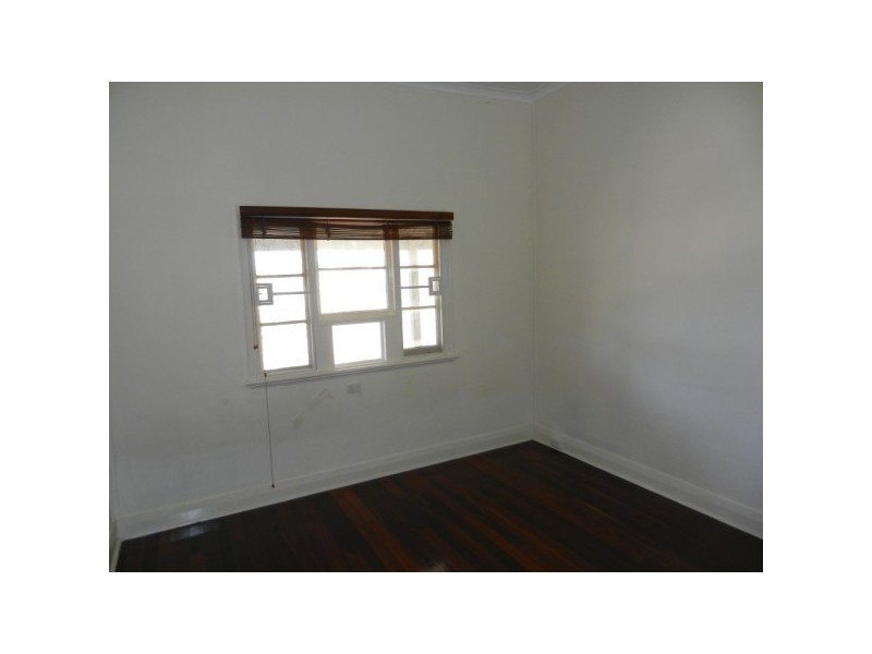 142 Augustus St, Geraldton WA 6530