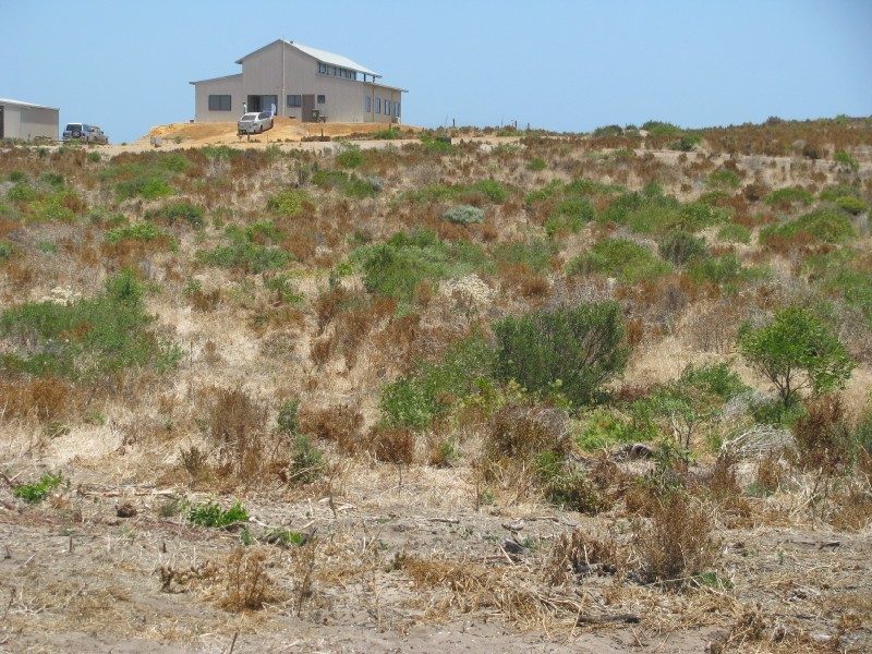 L 115 African Reef Blvd, Greenough WA 6532