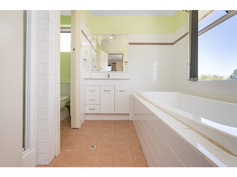 1 Martin Street, Mount Tarcoola WA 6530