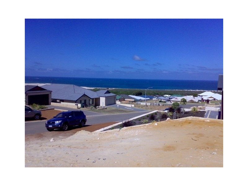 9 Basile Court, Wandina WA 6530