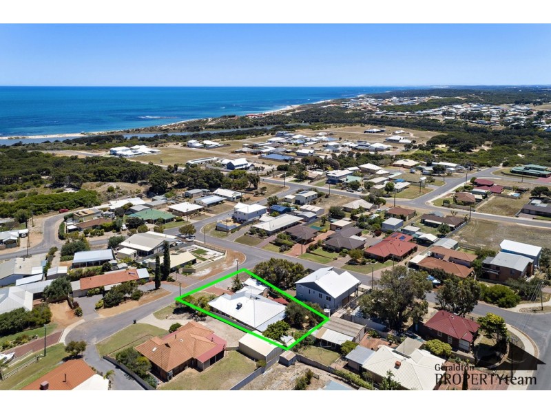 3 Nairn Court, Port Denison WA 6525