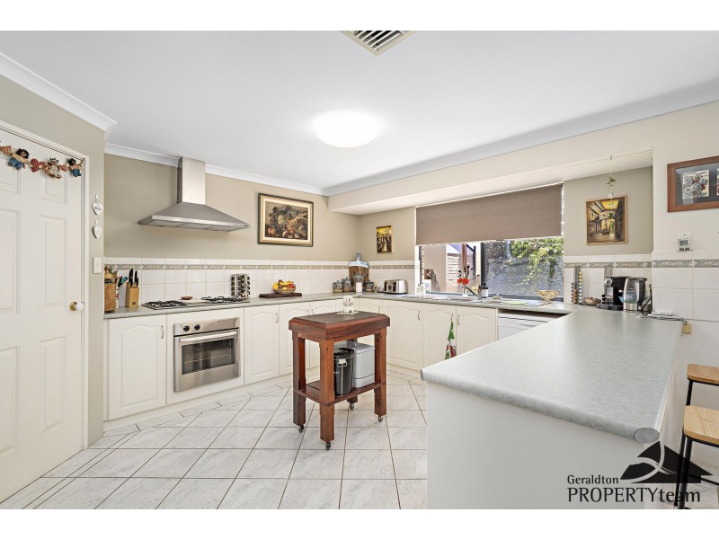 3 Nairn Court, Port Denison WA 6525
