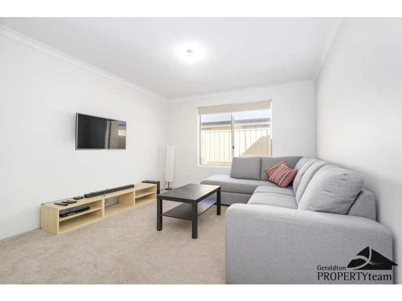 77 Stillwater Avenue, Drummond Cove WA 6532