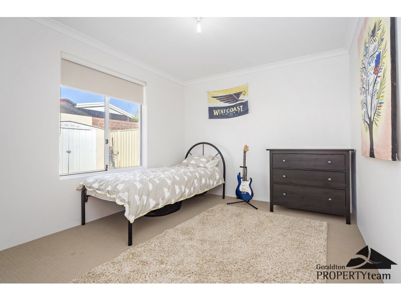 77 Stillwater Avenue, Drummond Cove WA 6532