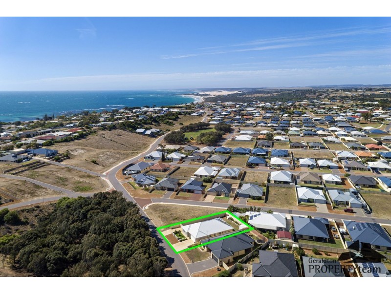 77 Stillwater Avenue, Drummond Cove WA 6532