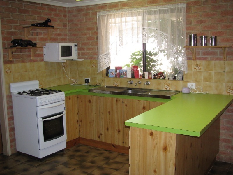 50 Glass Cres, Mahomets Flats WA 6530