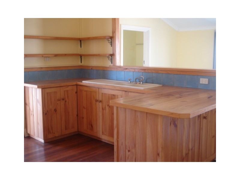 3 Eastern Close, Geraldton WA 6530