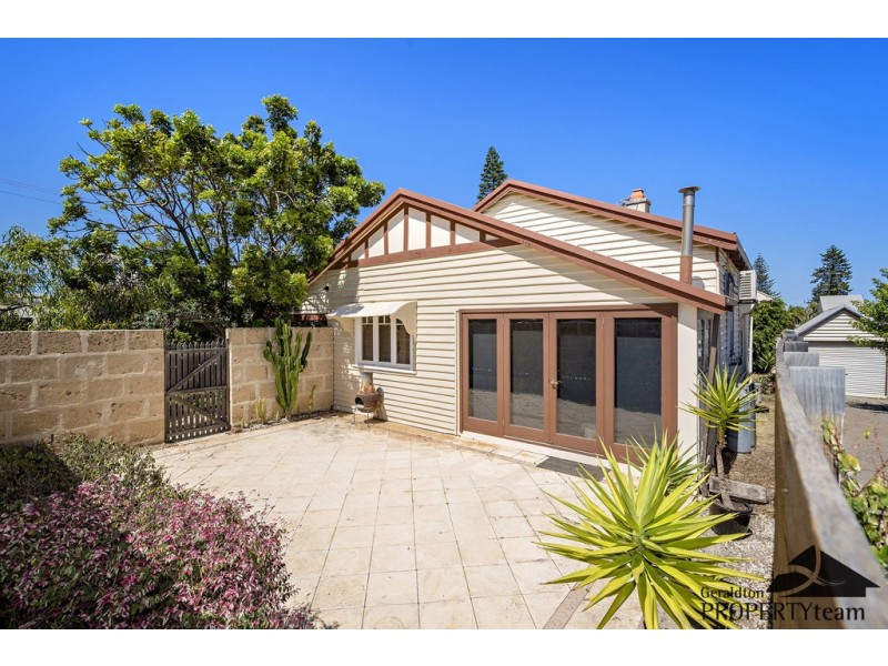 170 Augustus Street, Beachlands WA 6530