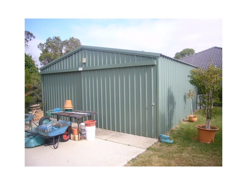 225 Third Street, Wonthella WA 6530