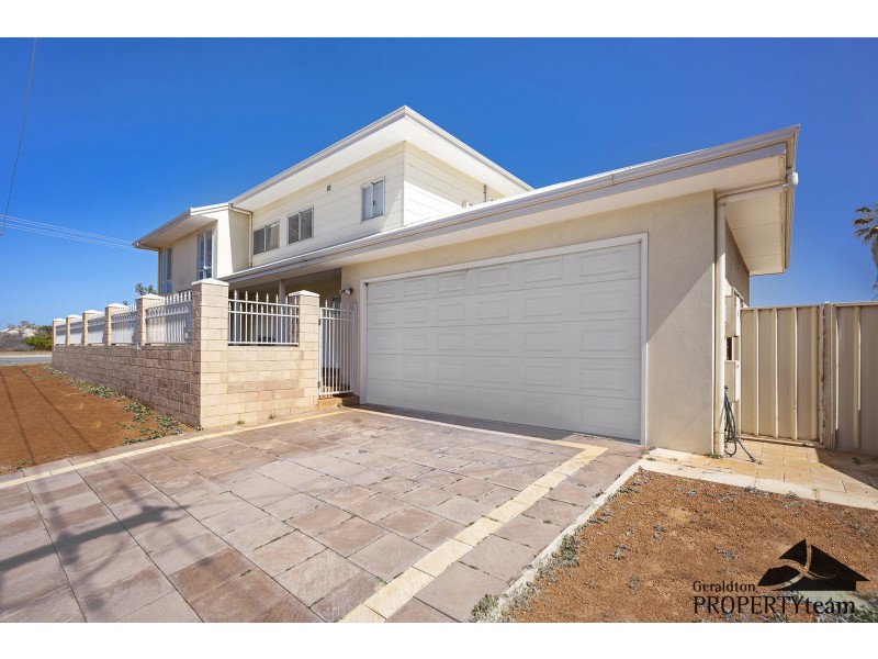 1 Queenscliff Close, Tarcoola Beach WA 6530