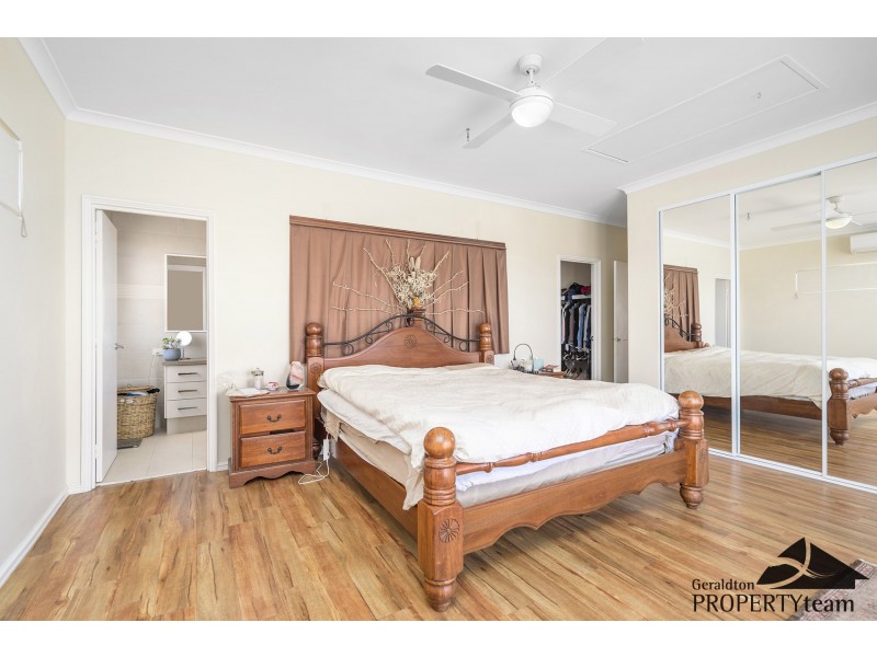 1 Queenscliff Close, Tarcoola Beach WA 6530