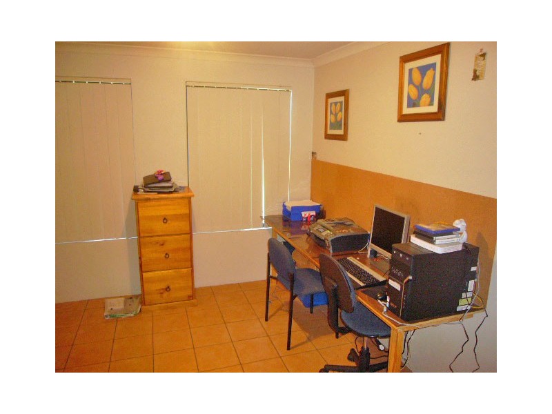 13 Polwarth Pde, Deepdale WA 6532