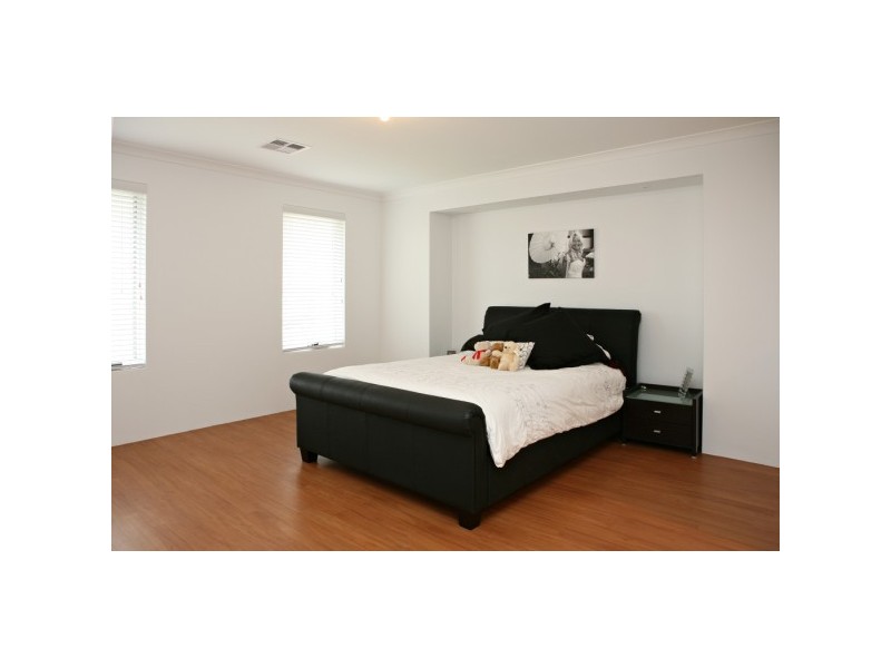 3 Crusader Heights, Wandina WA 6530