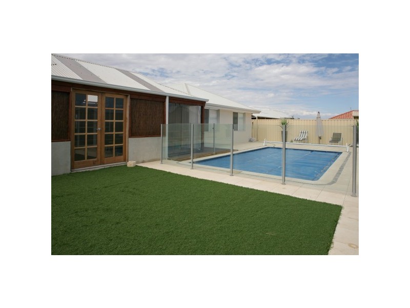 3 Crusader Heights, Wandina WA 6530