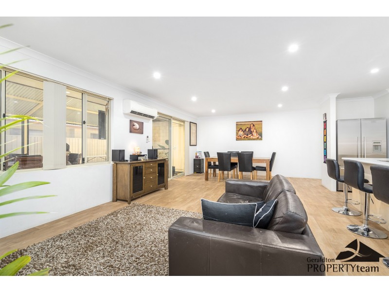 9 Colonen Street, Wandina WA 6530