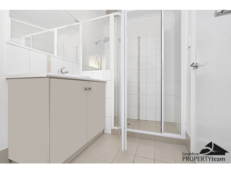 9 Colonen Street, Wandina WA 6530