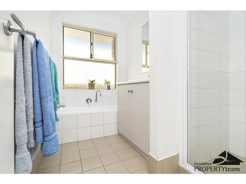 9 Colonen Street, Wandina WA 6530