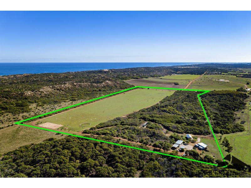 203 Phillips Road, Greenough WA 6532