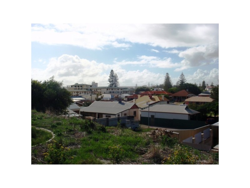 1/144 Augustus Street, Geraldton WA 6530