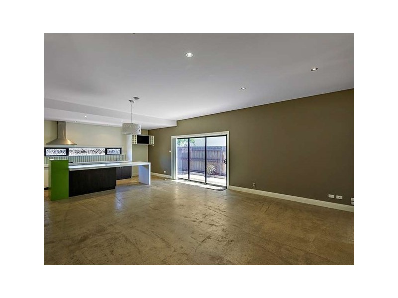 14 Pollard Street, West End WA 6530