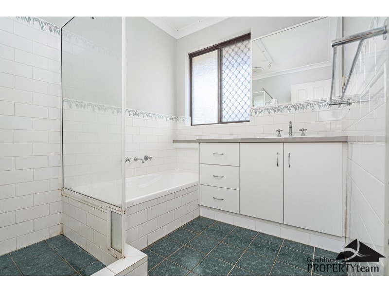 14 McAleer Drive, Mahomets Flats WA 6530