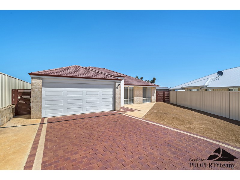12 Viewpoint Mews, Drummond Cove WA 6532