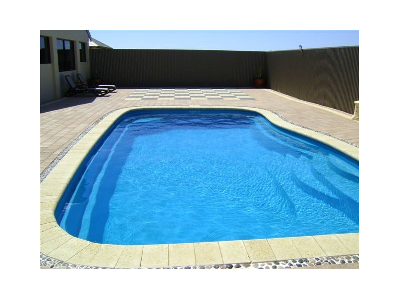 150 Parmelia Blvd, White Peak WA 6532