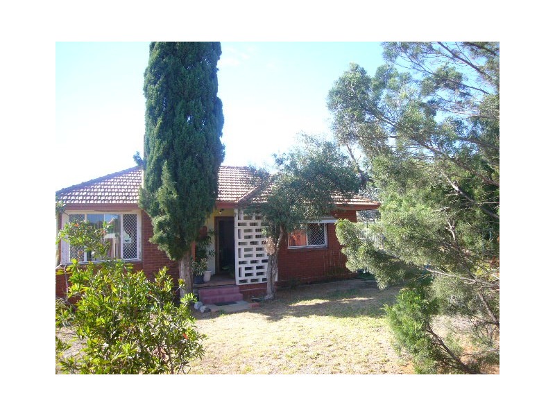 2 Dhu Street, Rangeway WA 6530