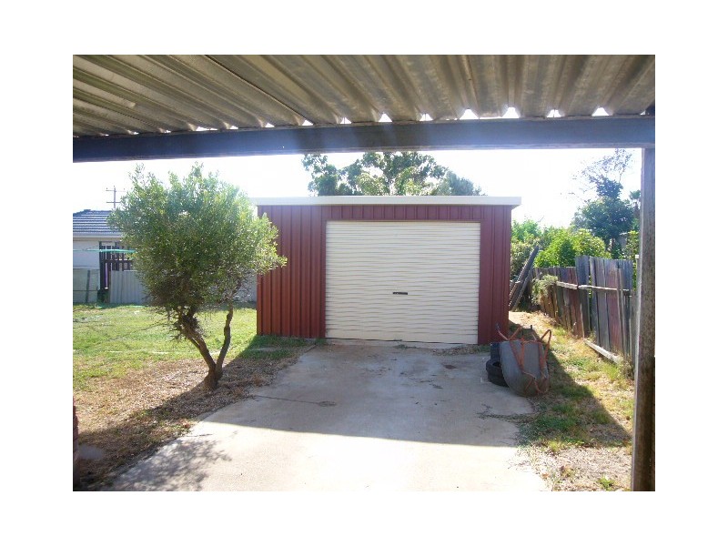 2 Dhu Street, Rangeway WA 6530