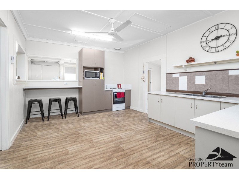 231 First Street, Wonthella WA 6530