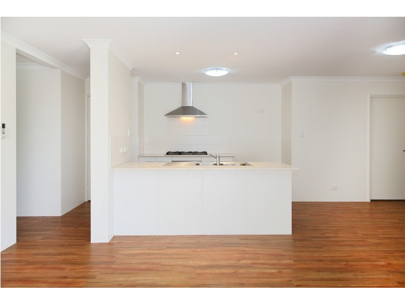 13 Bronzewing Turn, Wandina WA 6530