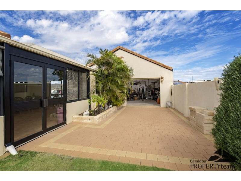 48 Barrett Drive, Wandina WA 6530