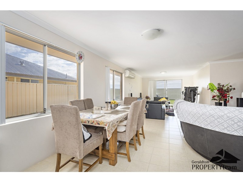 2 Waterwitch Outlook, Wandina WA 6530