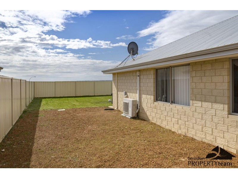 2 Waterwitch Outlook, Wandina WA 6530