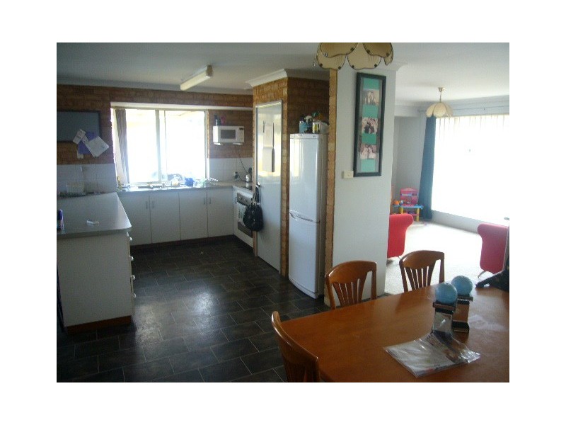 50 Mcaleer Drive, Mahomets Flats WA 6530