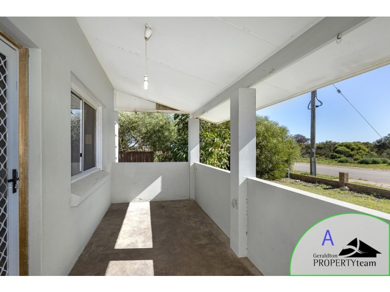 30 Koojarra Street, Webberton WA 6530