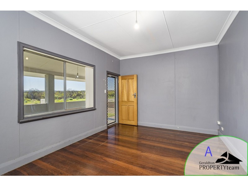 30 Koojarra Street, Webberton WA 6530