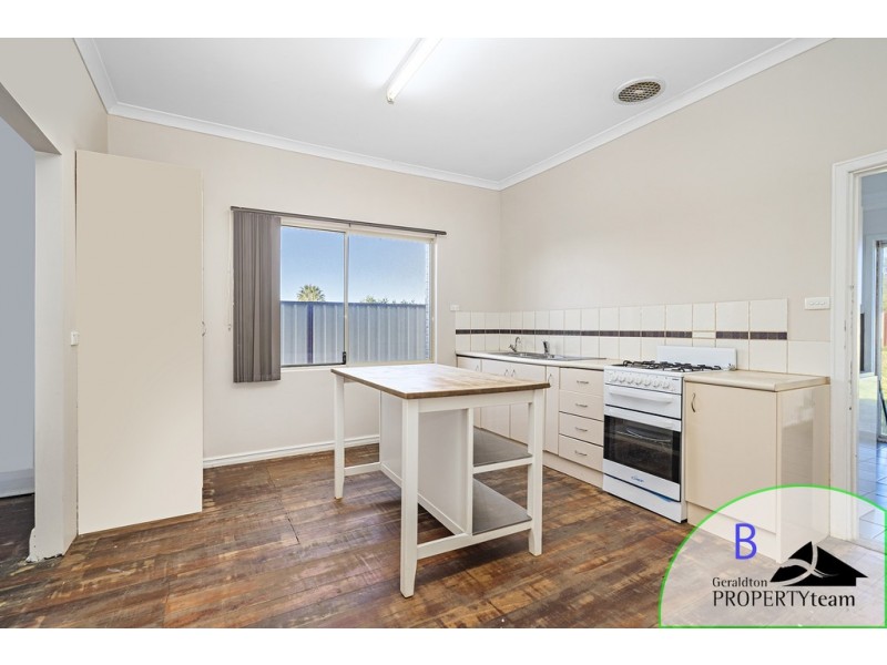 30 Koojarra Street, Webberton WA 6530