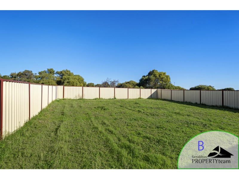 30 Koojarra Street, Webberton WA 6530