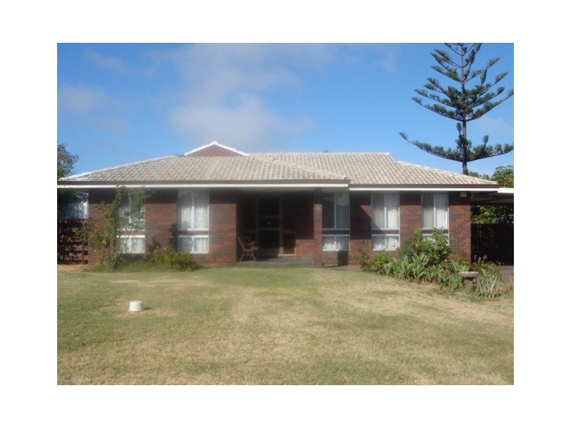 1 Koolinda St, Geraldton WA 6530