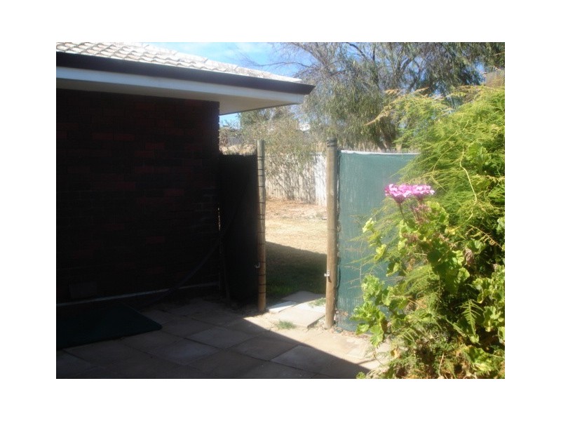 1 Koolinda St, Geraldton WA 6530