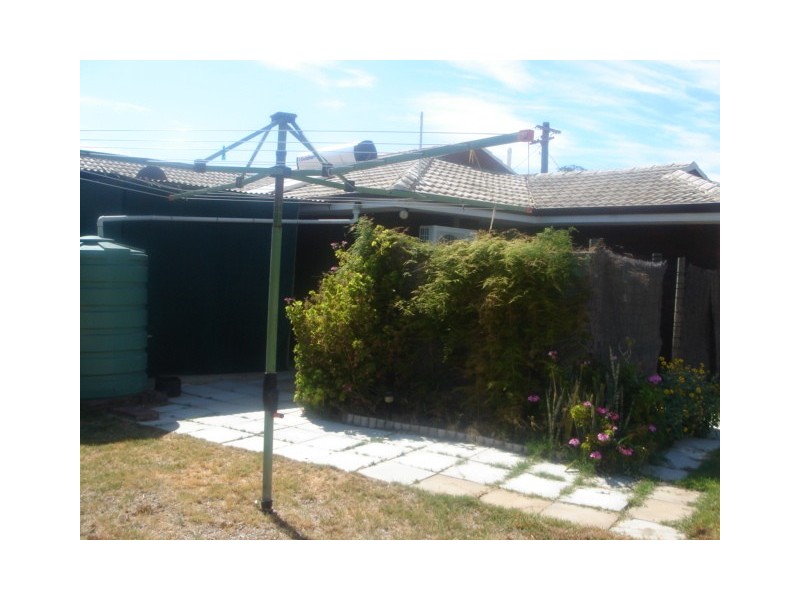 1 Koolinda St, Geraldton WA 6530