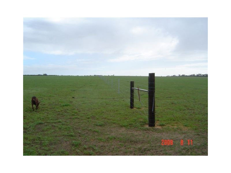 18 James Eastough Rd, Howatharra WA 6532